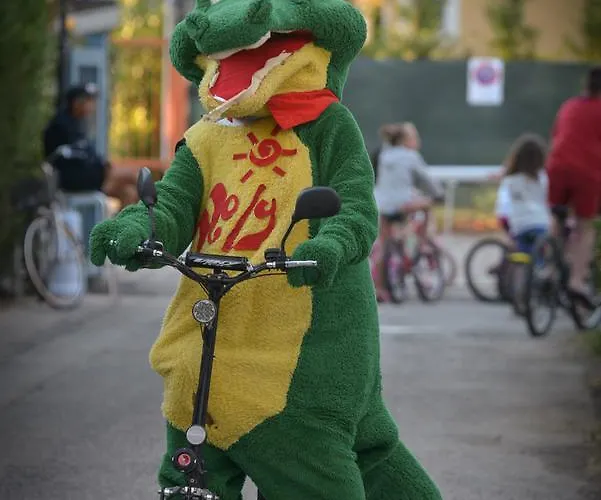 פארק נופש Villaggio Holiday *