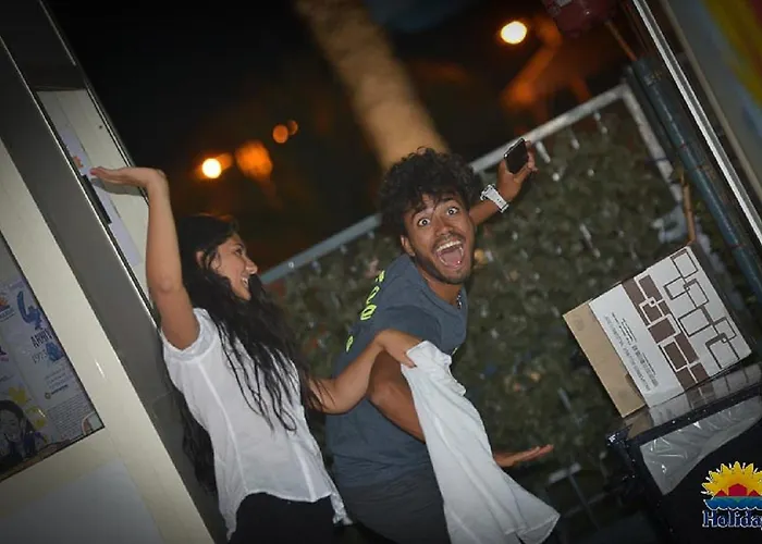 Villaggio Holiday * ג'וליאנובה